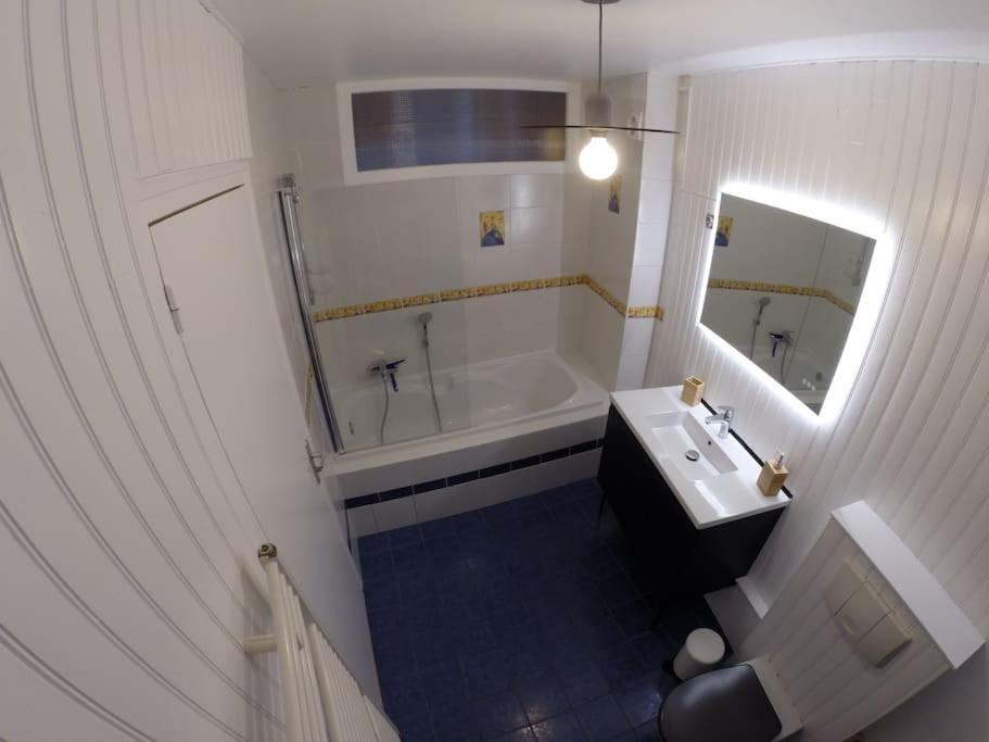Ferienwohnung Chez La Vieille Cherbourg Exterior foto